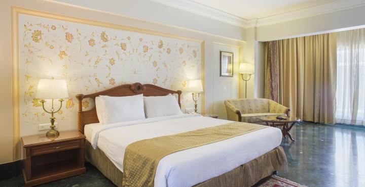 อินดาน่าพาเลสจอดปูร์ Hotel จ๊อดปูร์ ภายนอก รูปภาพ